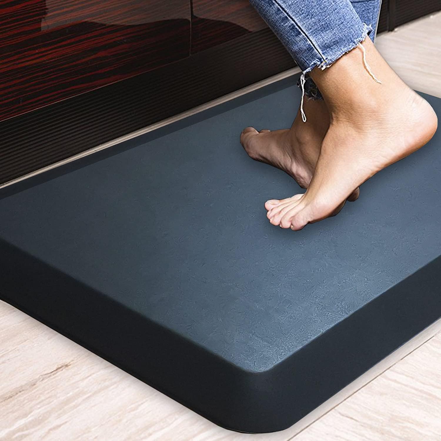 Top 3 des meilleurs tapis anti-fatigue pour cuisine en 2024 - Comparatif, avis et guide d'achat